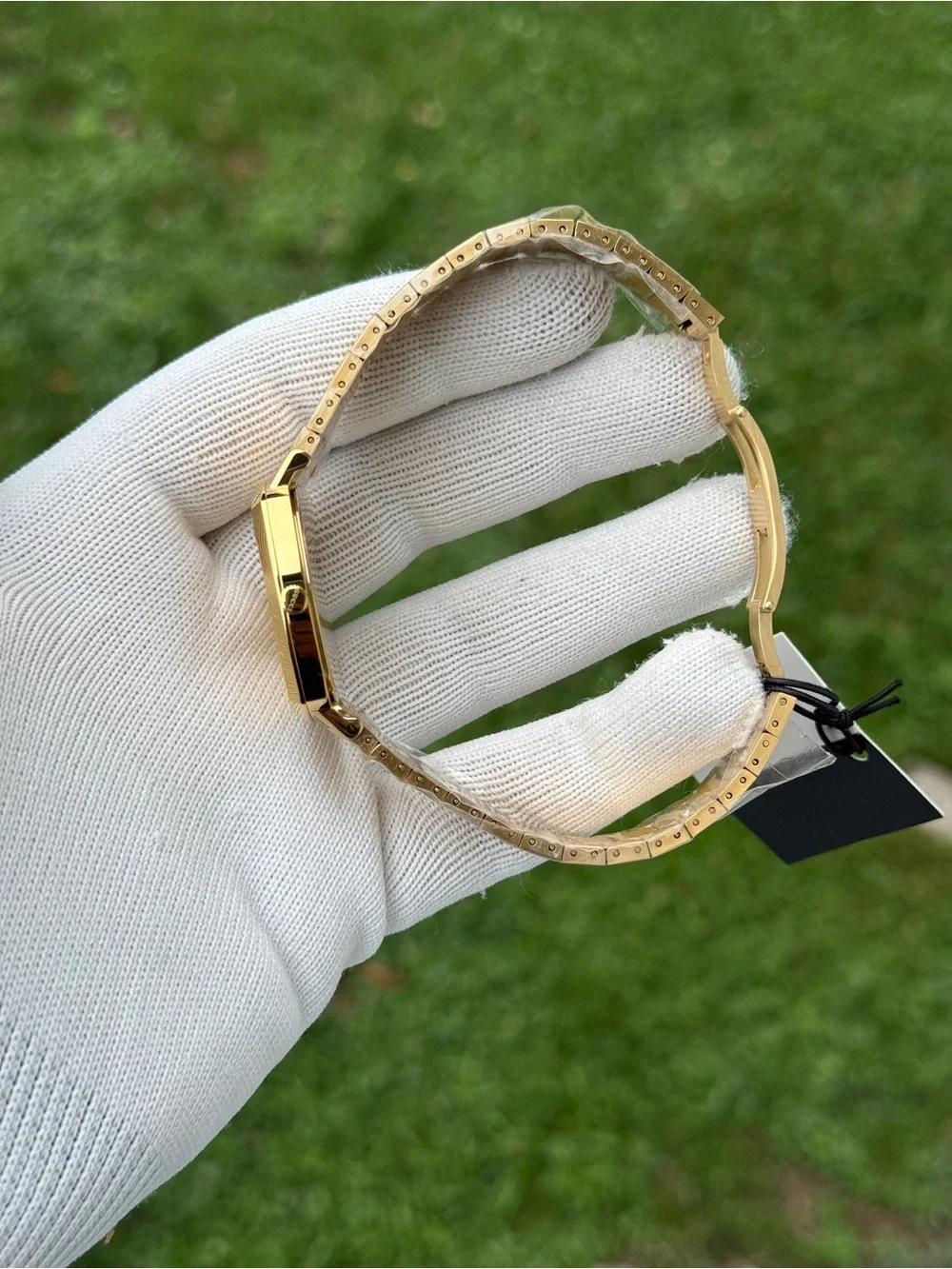Gucci gold tone